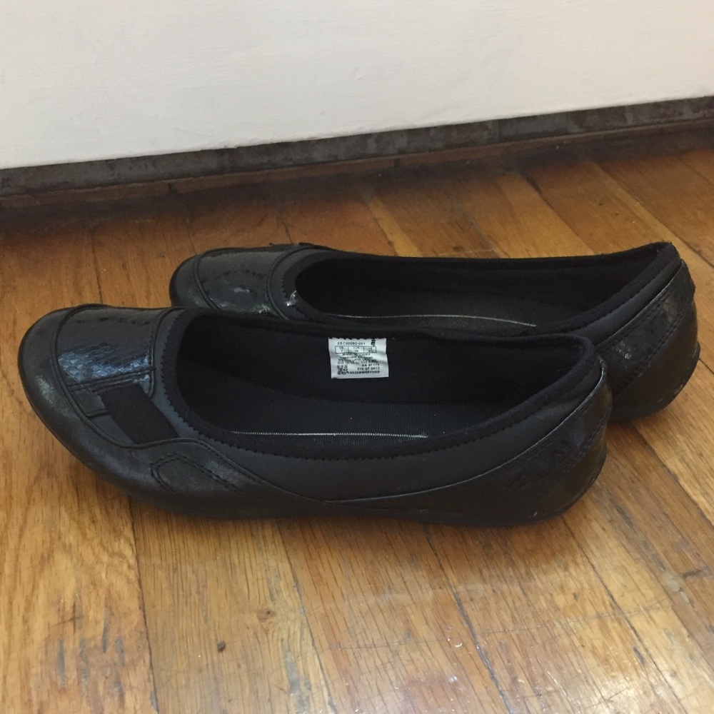 Fila Women’s Walking Flats